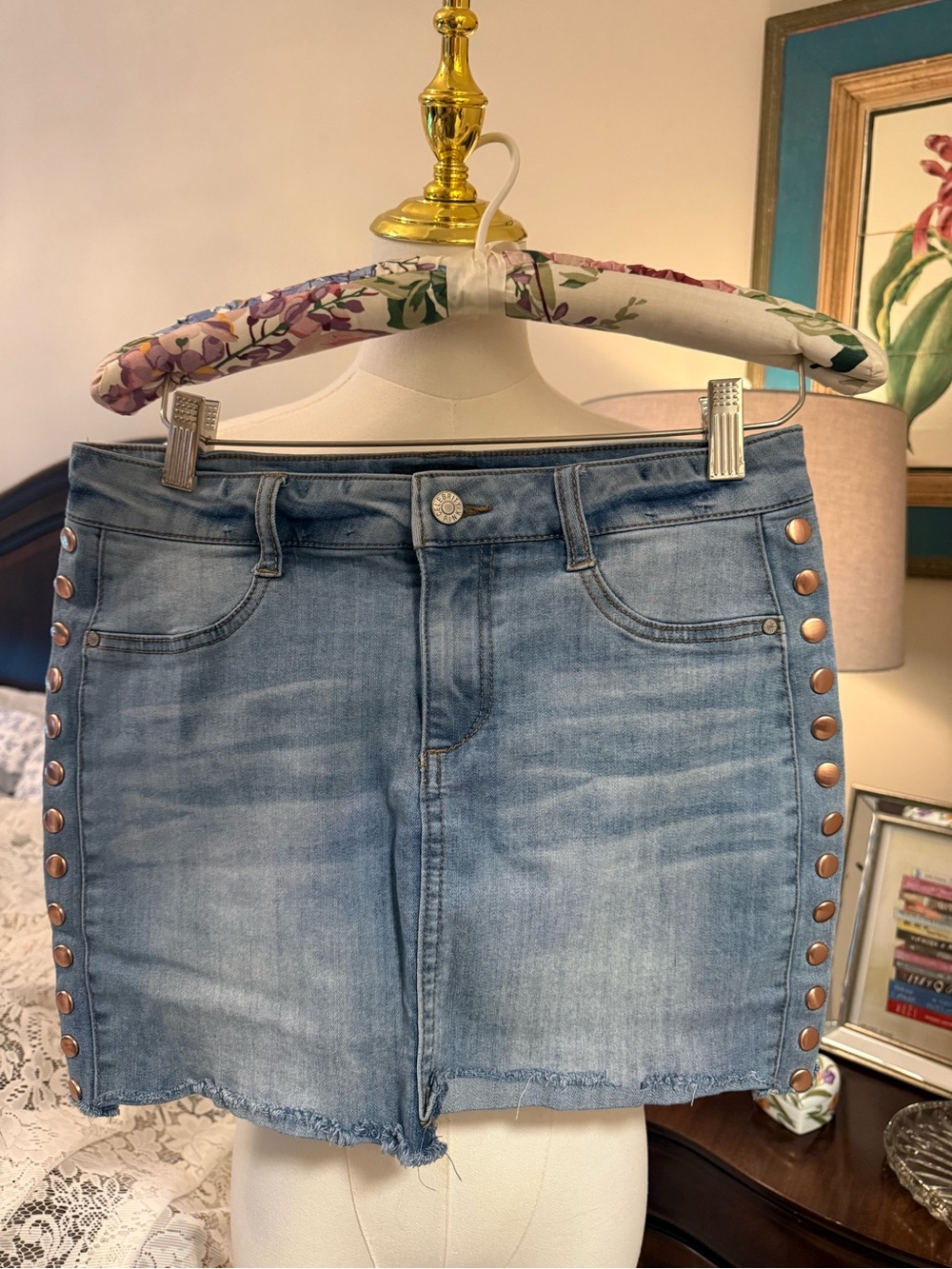 Celebrity Pink Light Blue Jeans with Copper Metal Grommets